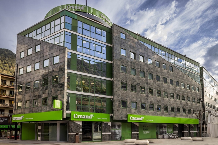 La seu social de Creand.